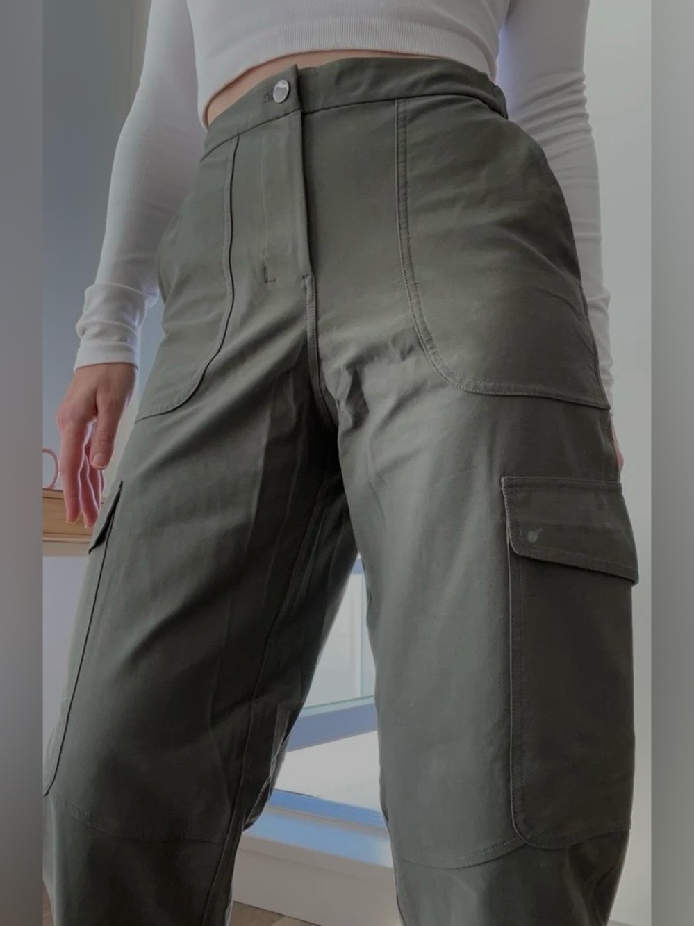 NORDSTROM SIZE 18~VILLERON CROPPED CARGO UTILITY ACTION PANTS - DARK OLIVE SACAI